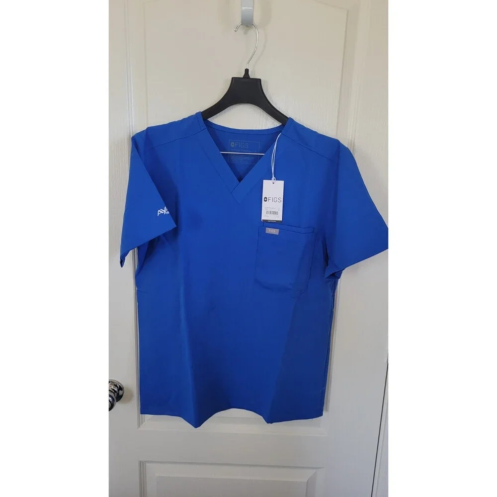 Men's Figs Scrubs Leon Two Pocket Top & Axim 2.0 Cargo Pants